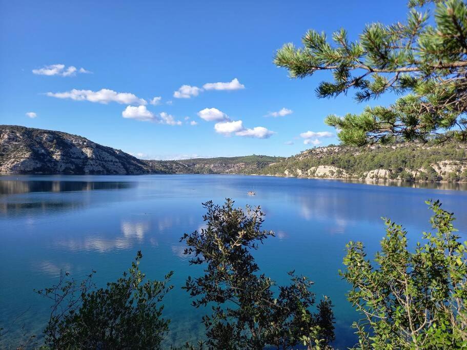 House Of Magic Lake 格雷乌莱班 外观 照片
